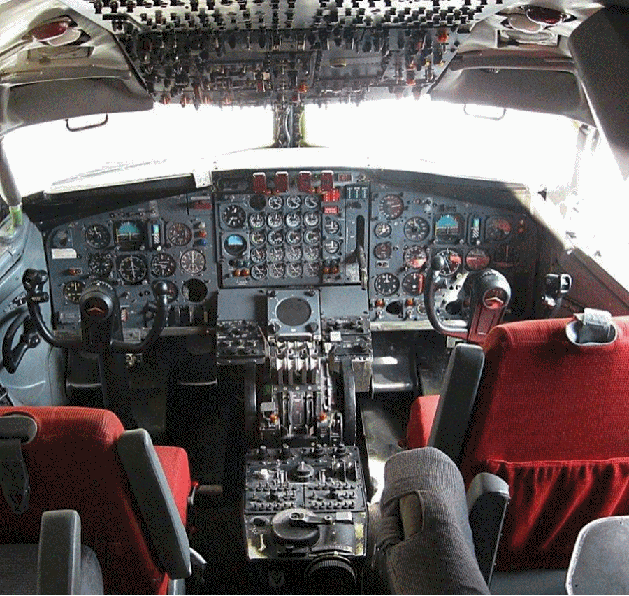 707 cockpit